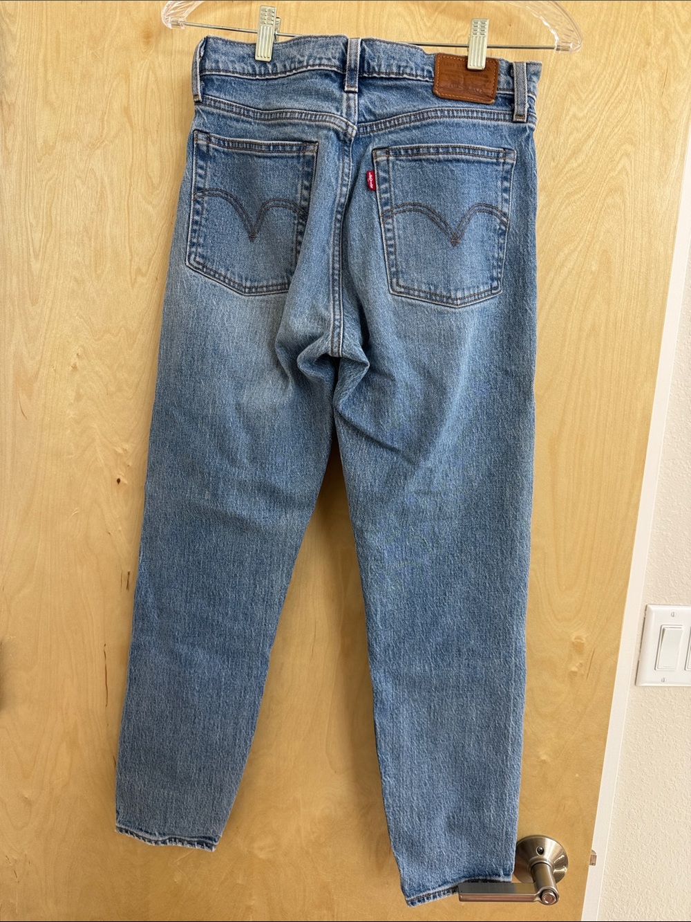 Levi’s Premium Wedgie Classic High-Rise Blue Women’s Jeans Size 27 - Picture 2 of 4